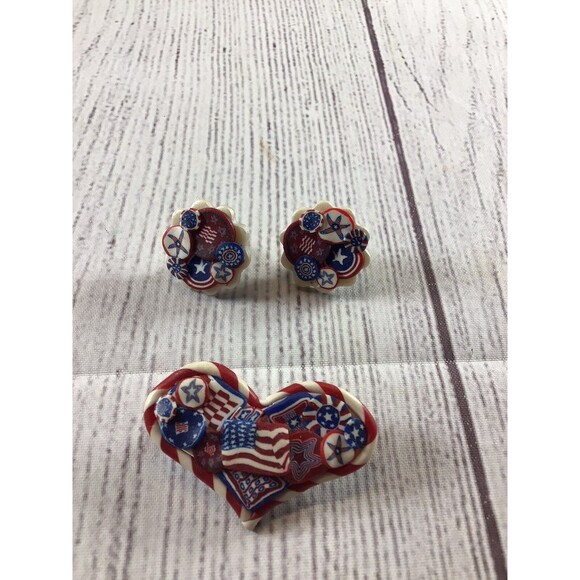 Vintage Red White Blue American Flag Pin And Ear Rings Set - Picture 1 of 6